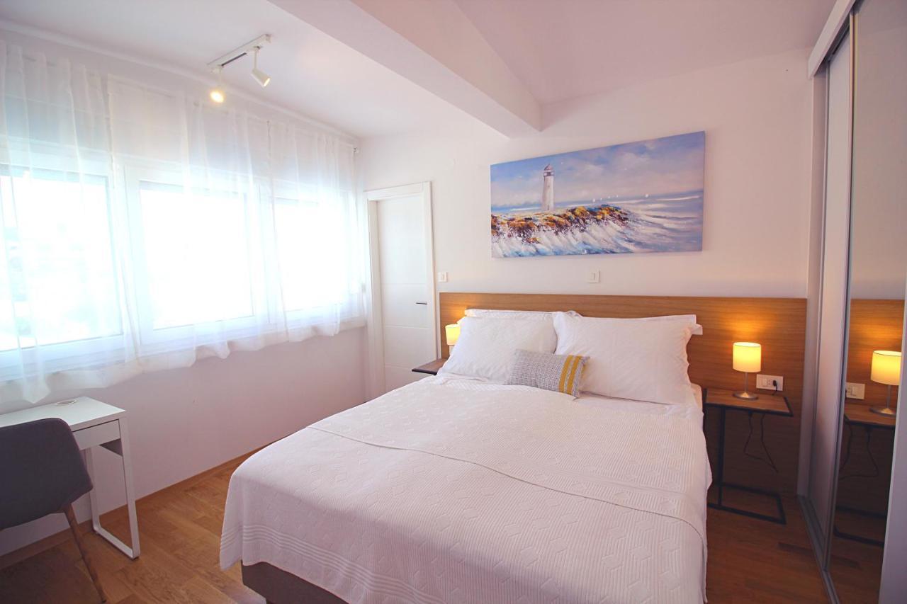 Sun Apartments Primošten Екстериор снимка